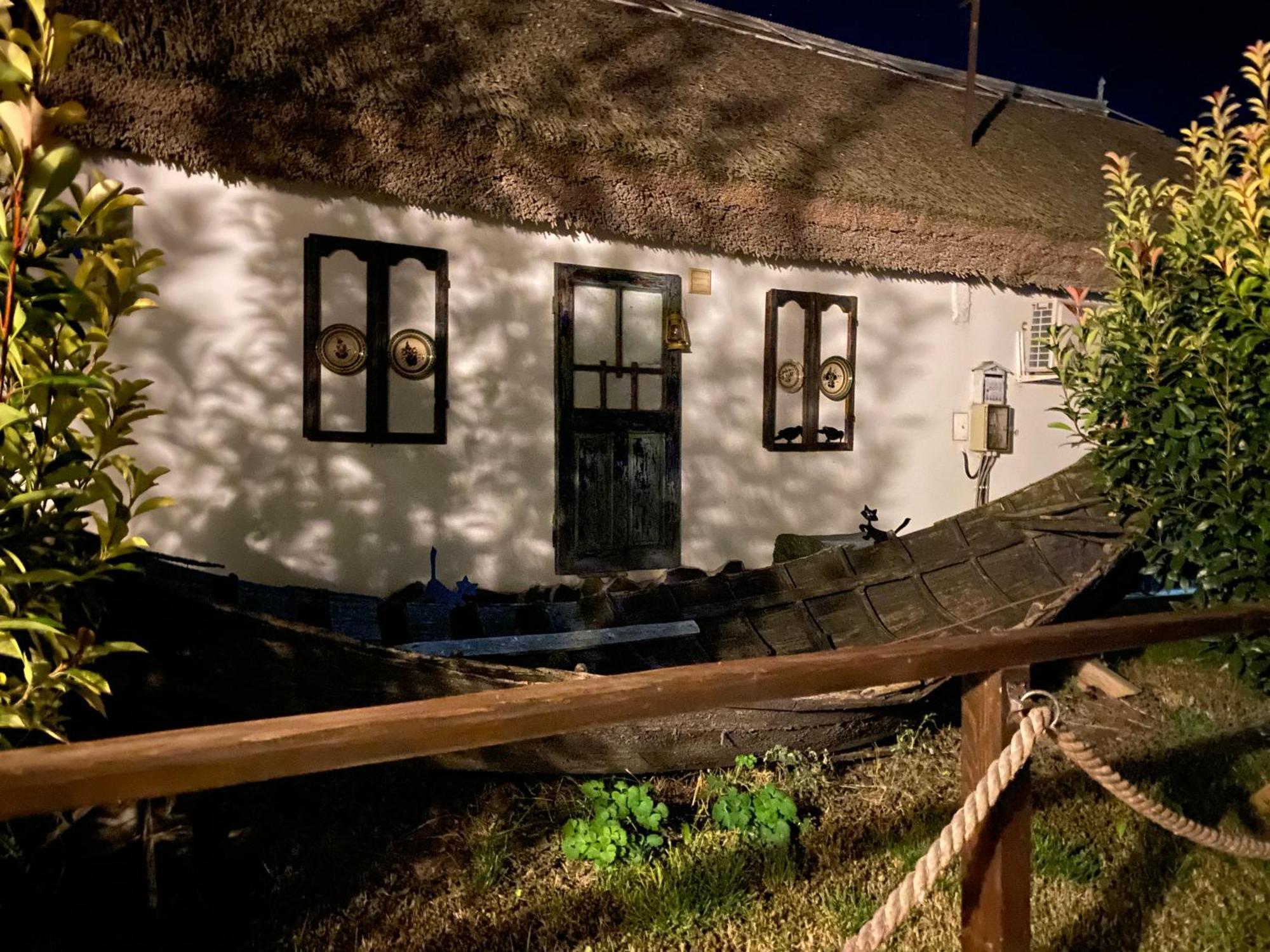 Готель Casa Soarelui Муругіль Екстер'єр фото